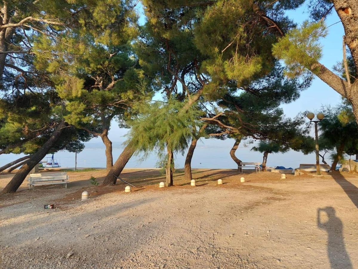 Ferienhaus Maestral - Kastel Kambelovac Kastela Bagian luar foto
