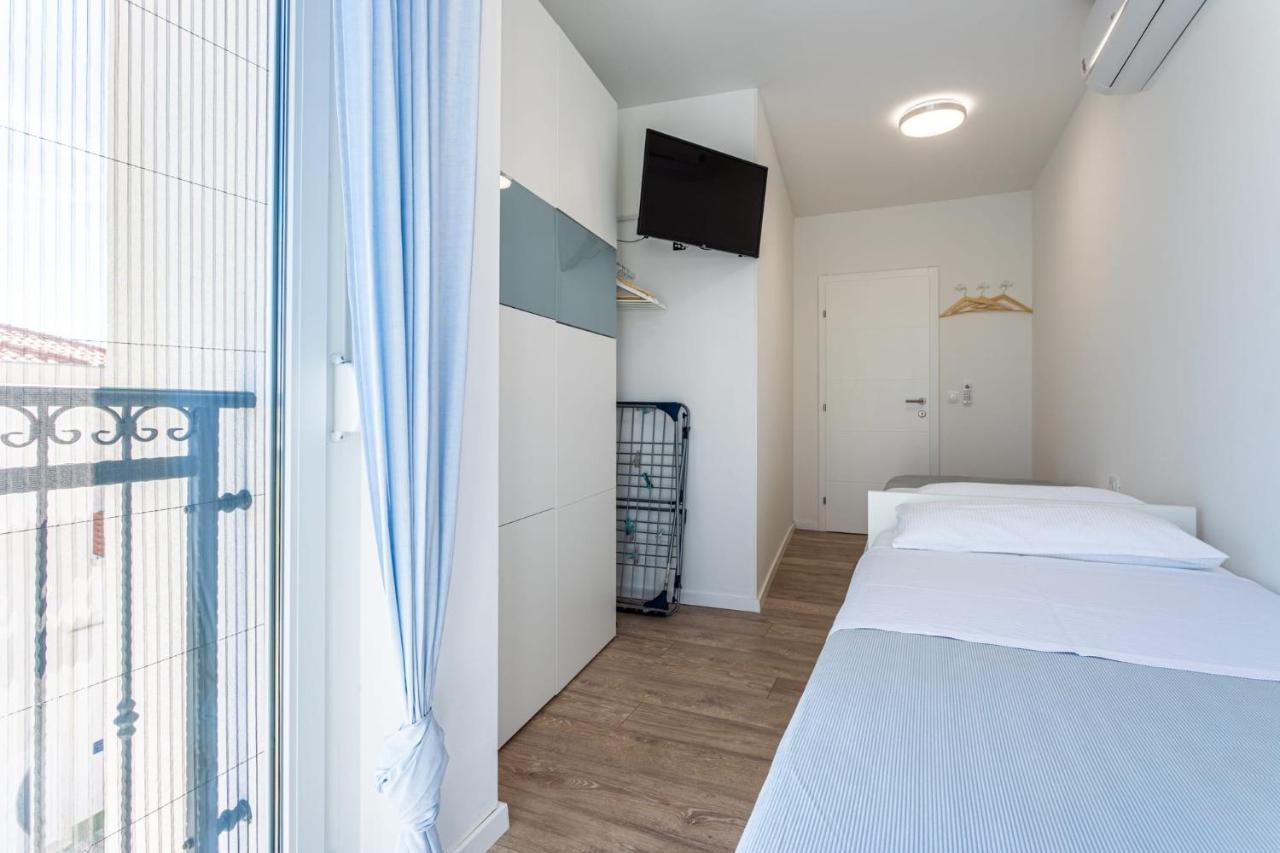 Ferienhaus Maestral - Kastel Kambelovac Kastela Bagian luar foto